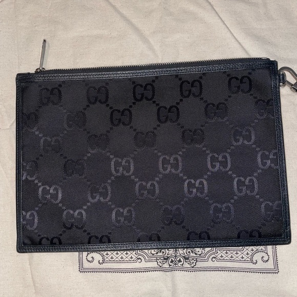 Gucci Wristlet - Picture 2 of 8